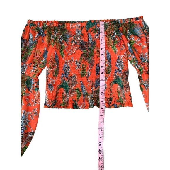 L'AGENCE Cece Smocked Top In Orange Multi Parrot - Picture 14 of 14